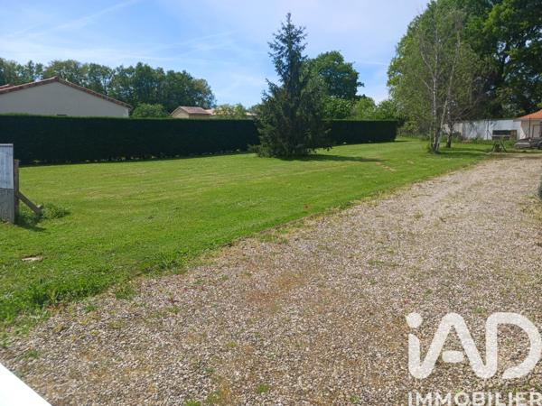 Terrain à vendre 604 m² Gençay