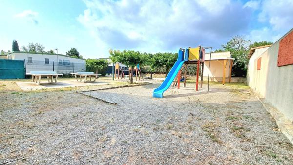 Terrain dans camping à 15min de la mer