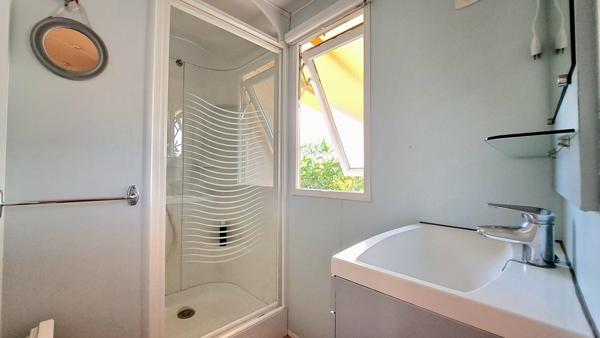 Terrain dans camping à 15min de la mer