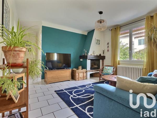 House for sale 5 rooms 106 m² Villeneuve