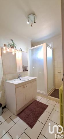 House for sale 5 rooms 106 m² Villeneuve