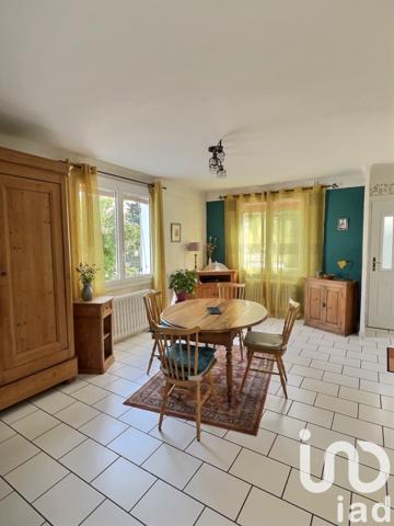 House for sale 5 rooms 106 m² Villeneuve