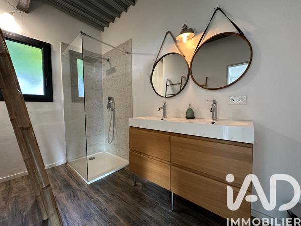 Maison à vendre 6 pièces 131 m² Hyères