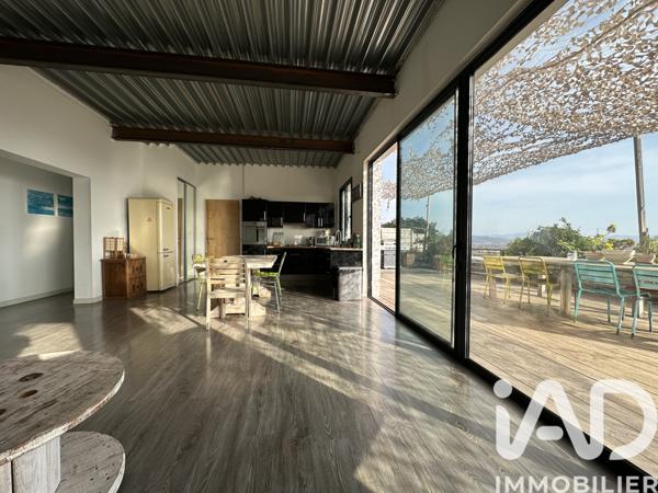 Maison à vendre 6 pièces 131 m² Hyères