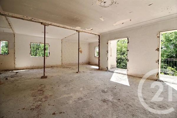 Maison à vendre  2 pièces - 160 m 2   LE ROURET  - 06