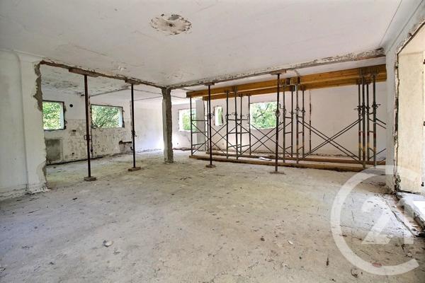 Maison à vendre  2 pièces - 160 m 2   LE ROURET  - 06