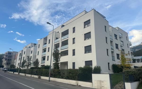 Appartement à louer    2 pièces • 40,94 m2 Chambéry