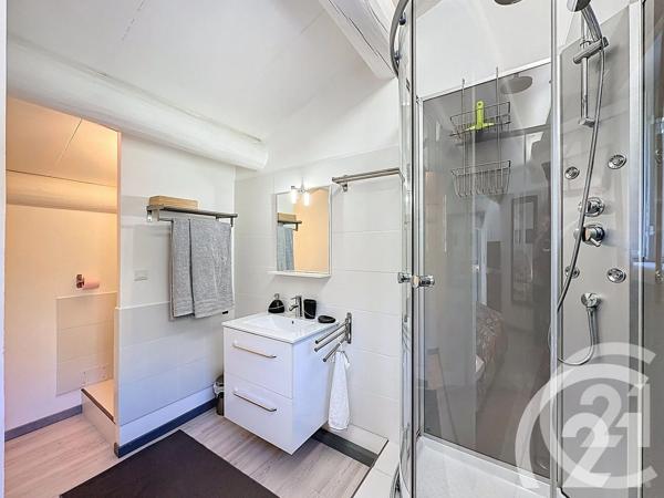 Maison à vendre  6 pièces - 149 m 2   CHEVAL BLANC  - 84