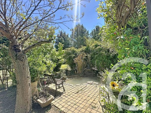Maison à vendre  6 pièces - 149 m 2   CHEVAL BLANC  - 84