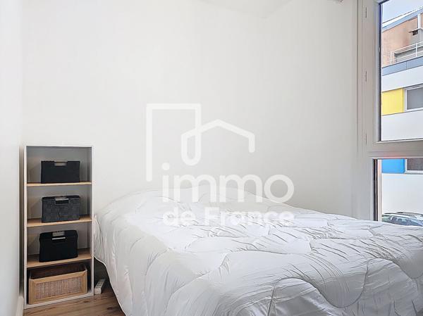 Appartement Oyonnax 1 pièce(s) 28 m2