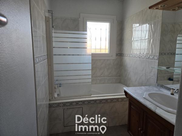 Vente maison individuelle Saint yrieix sur charente, 145m² 6 pièces 229 240€ avec terrasse