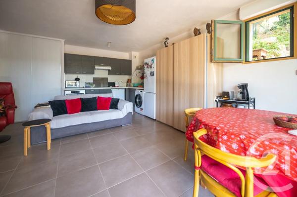 Appartement T2 à vendre  2 pièces - 50,31 m 2   CAVALAIRE SUR MER  - 83