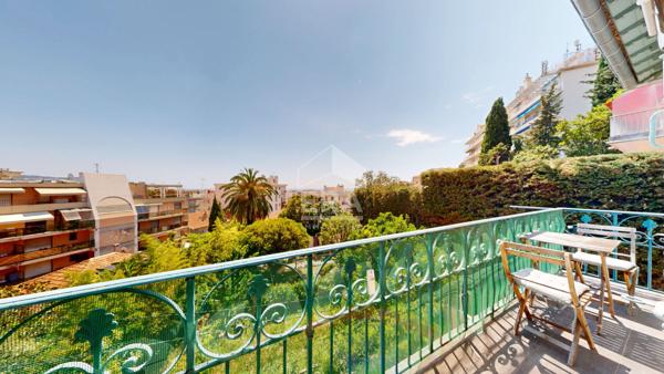 NICE - BAUMETTES : VASTE 4 PIÈCES AVEC BALCON VUE DÉGAGÉE, JARDIN PRIVATIF, CAVE ET PARKING