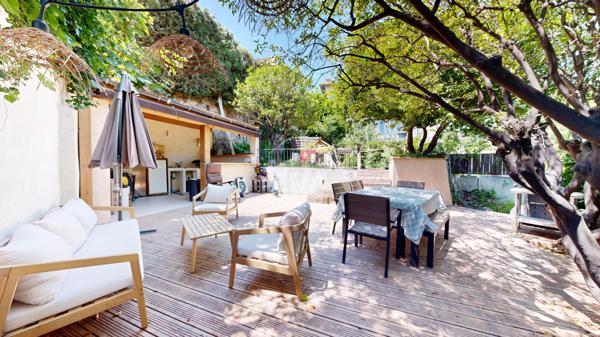 NICE - BAUMETTES : VASTE 4 PIÈCES AVEC BALCON VUE DÉGAGÉE, JARDIN PRIVATIF, CAVE ET PARKING