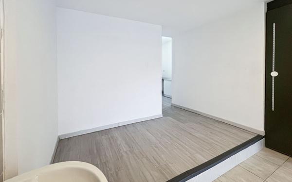 Maison à vendre    3 pièces • 48,78 m2 Périgueux