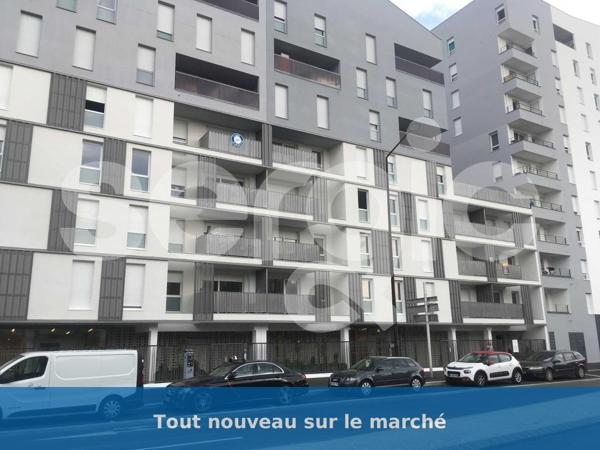 Location 3 Pieces 61 91000 Evry Courcouronnes 67 9213 01 0039
