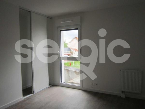 Location 2 Pieces 45 44300 Nantes 24 0624 01 0010