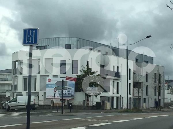 Location 2 Pieces 45 44300 Nantes 24 0624 01 0010