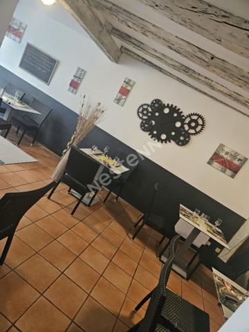 FONDS DE COMMERCE DE BAR RESTAURANT EN HYPER CENTRE DE BERGERAC !