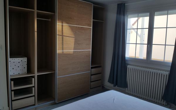 Immeuble à vendre    10 pièces •  Bourg-Achard