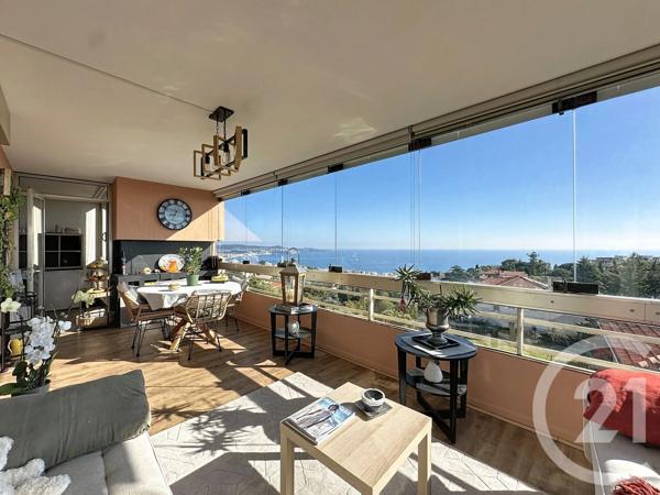 Appartement F4 à vendre  3 pièces - 108 m 2   NICE  - 06