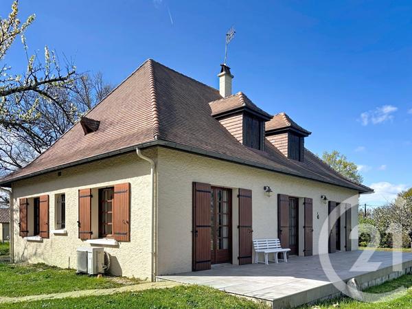 Maison à vendre  6 pièces - 131,60 m 2   MONTPON MENESTEROL  - 24