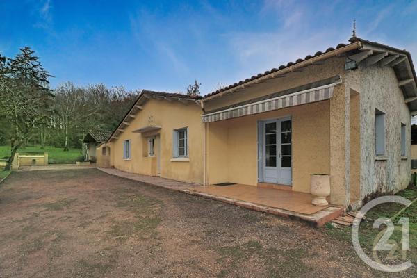 Maison à vendre  6 pièces - 131,60 m 2   MONTPON MENESTEROL  - 24