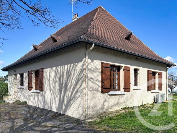Maison à vendre  6 pièces - 131,60 m 2   MONTPON MENESTEROL  - 24