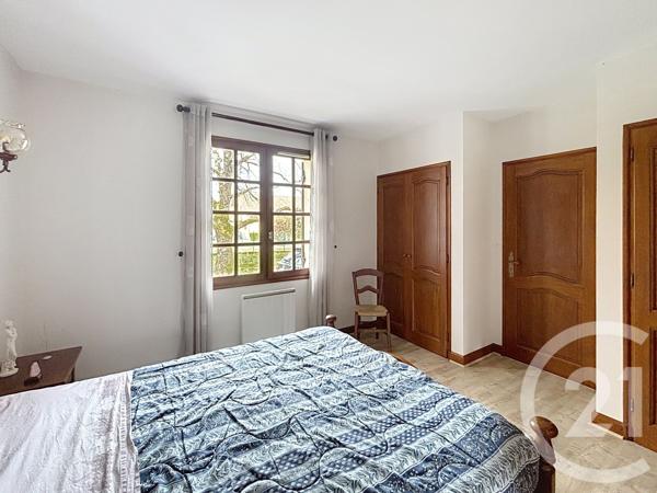 Maison à vendre  6 pièces - 131,60 m 2   MONTPON MENESTEROL  - 24