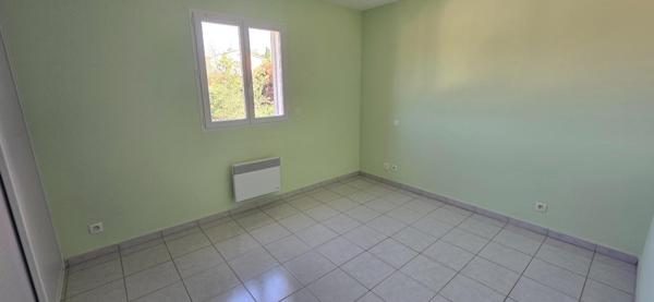 Maison semi mitoyenne 3 chambres en parfait état