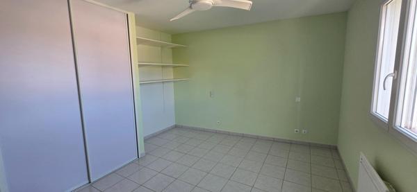Maison semi mitoyenne 3 chambres en parfait état
