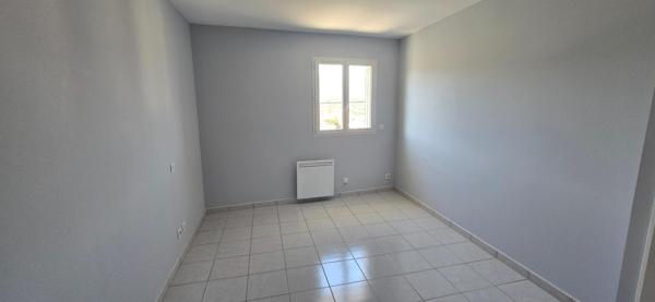 Maison semi mitoyenne 3 chambres en parfait état