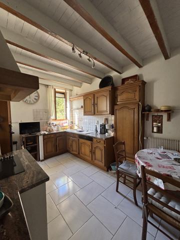 CHAMESSON (21 ) Maison de 130m² rénovée avec terrain de 1600 m² proche de CHATILLON SUR SEINE . Chamesson (21400)