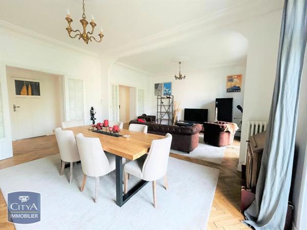 Appartement à louer 3 pièces 88.15m² Toulon (83000)