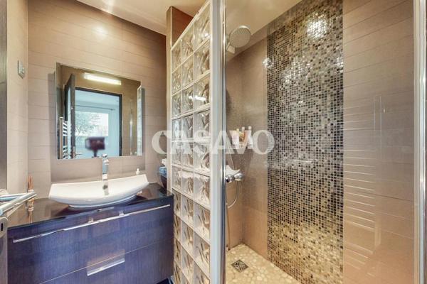 Vente Villa 8 pièces de 300m² - 94700 Maisons-Alfort