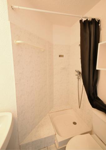 T2 CABINE AVEC TERRASSE - LE BARCARES (66420)