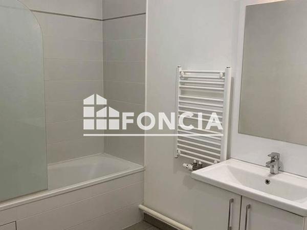 Location Appartement 3 pièces 63.6 m² - 9 COURS DES DAMES Mantes La Jolie 78200