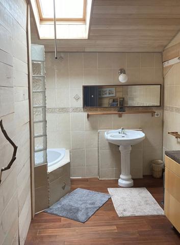 ANCIENNE DISTILLERIE RENOVEE, 5 PIECES, 248 M²