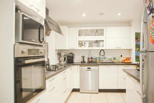 Maison 5 pièces de 137 m² à Bois-d'Amont 39220