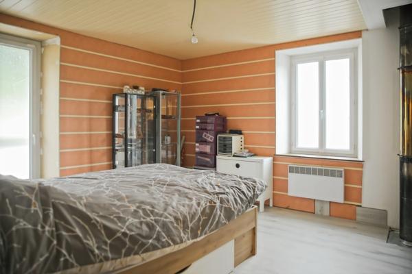 Maison 5 pièces de 137 m² à Bois-d'Amont 39220