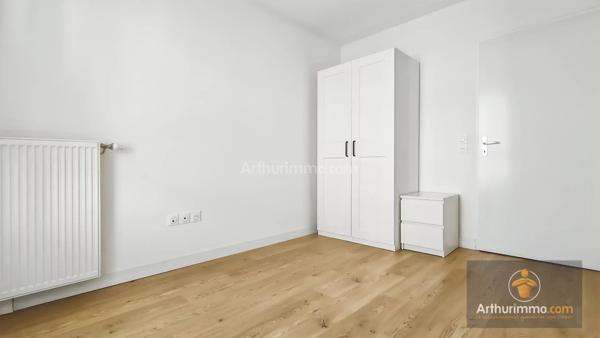 Vente                                                      Appartement
                        
                     3 pièces                      62 m2                     à Bondoufle