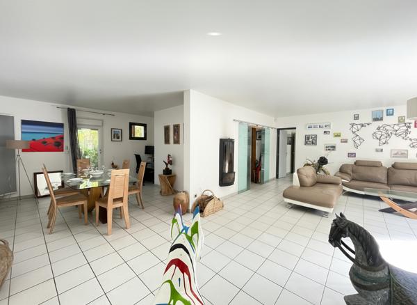 Maison individuelle à Vauhallan - 4 chambres- Double garage- DPE D