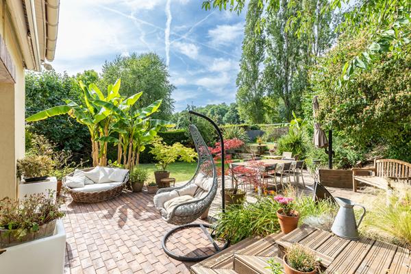 Maison individuelle à Vauhallan - 4 chambres- Double garage- DPE D