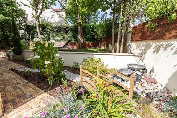 Maison individuelle à Vauhallan - 4 chambres- Double garage- DPE D