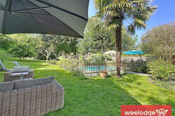 Maison à vendre 7 pièces de 166 m² à Jouy-le-Moutier