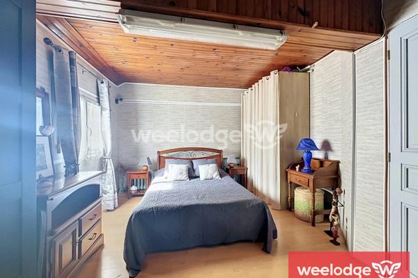 Maison à vendre 7 pièces de 166 m² à Jouy-le-Moutier