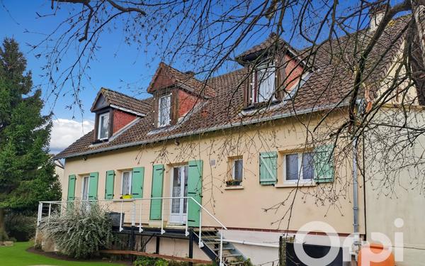 Maison à vendre    8 pièces •  Gournay-en-Bray