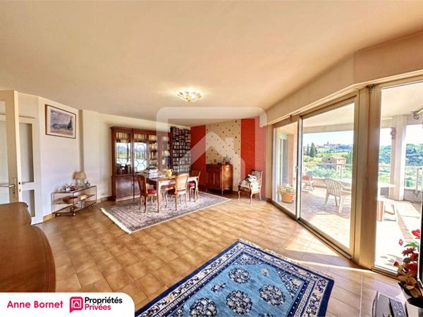 Appartement 4 pièces 106 m2, terrasse, balcon, garage fermé, cave