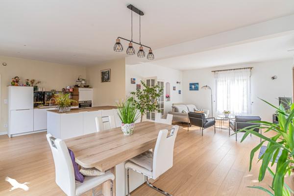 Maison 549 000 € Pessac 5 p 142 m² DPE B