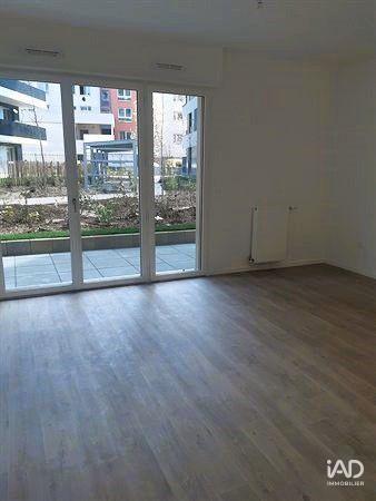 Location appartement 1 pièce 31 m² Saint-Denis